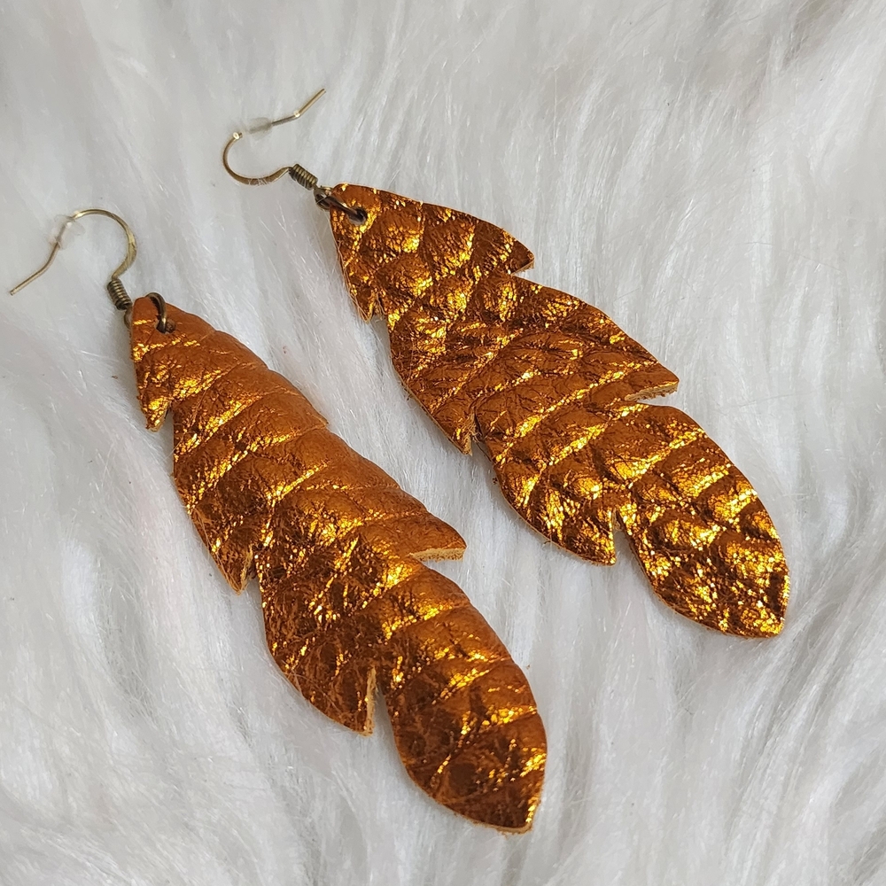 Uwakstar Designs Gold Leaf Dangle Earrings